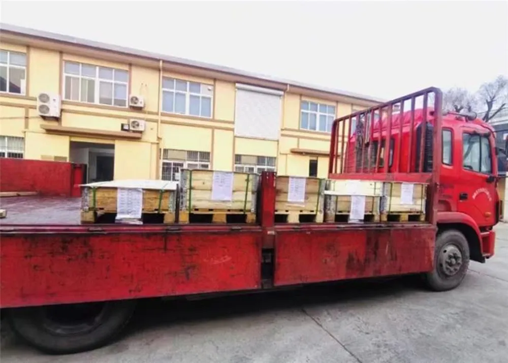 Unang lot shipment noong 2025